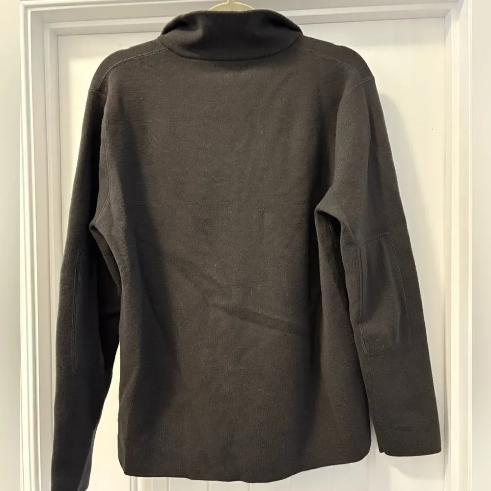 Banana Republic Men's Dark Gray Zip-Up Sweater Size Large